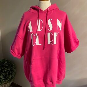 Addison & Clark woman’s fuchsia pink logo hoodie drop half sleeve size 1X new